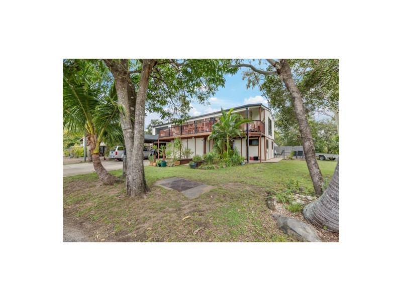 30 Sunset Boulevard, Eimeo QLD 4740