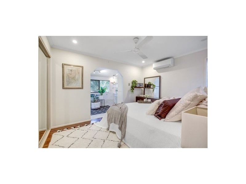 30 Sunset Boulevard, Eimeo QLD 4740