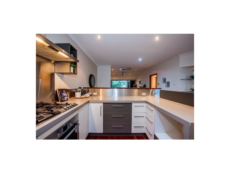 41 Beach Road, Dolphin Heads QLD 4740
