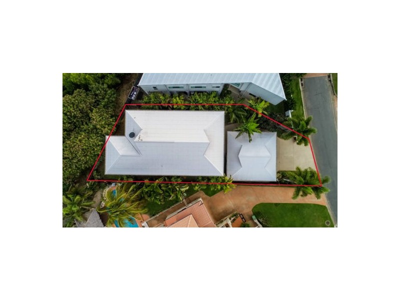 41 Beach Road, Dolphin Heads QLD 4740