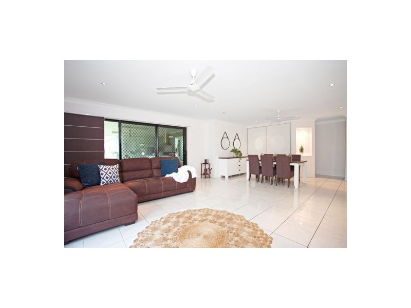 45 Pratts Road, Bakers Creek QLD 4740