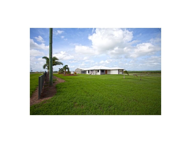 45 Pratts Road, Bakers Creek QLD 4740