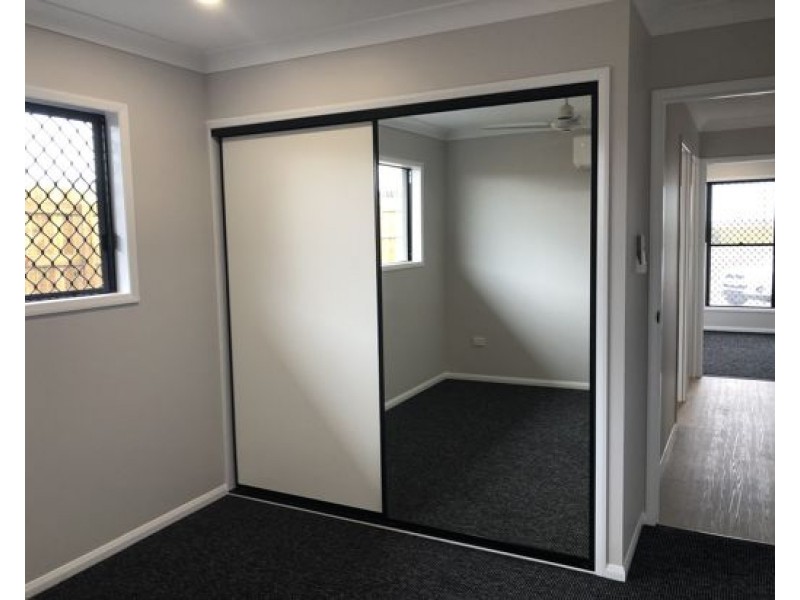 8 Chalmers Court, Mount Pleasant QLD 4740