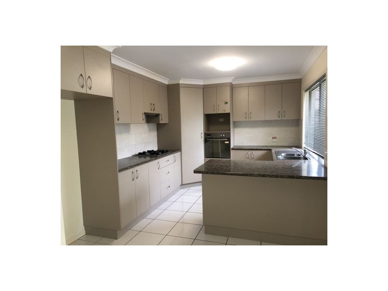 34 Madison Avenue, Glenella QLD 4740