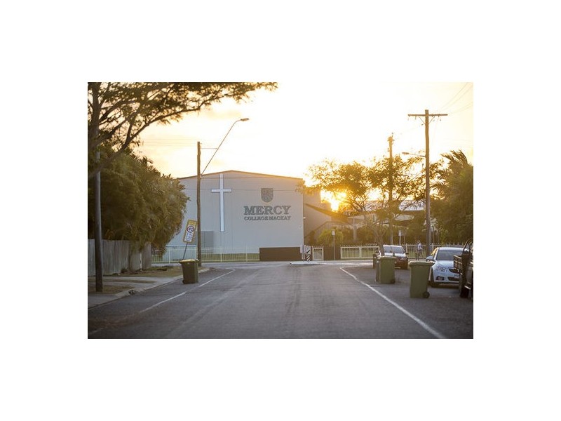 9 Klingner Street, South Mackay QLD 4740