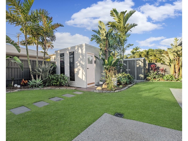 16A Hill End Road, Glenella QLD 4740