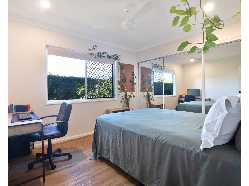 16A Hill End Road, Glenella QLD 4740