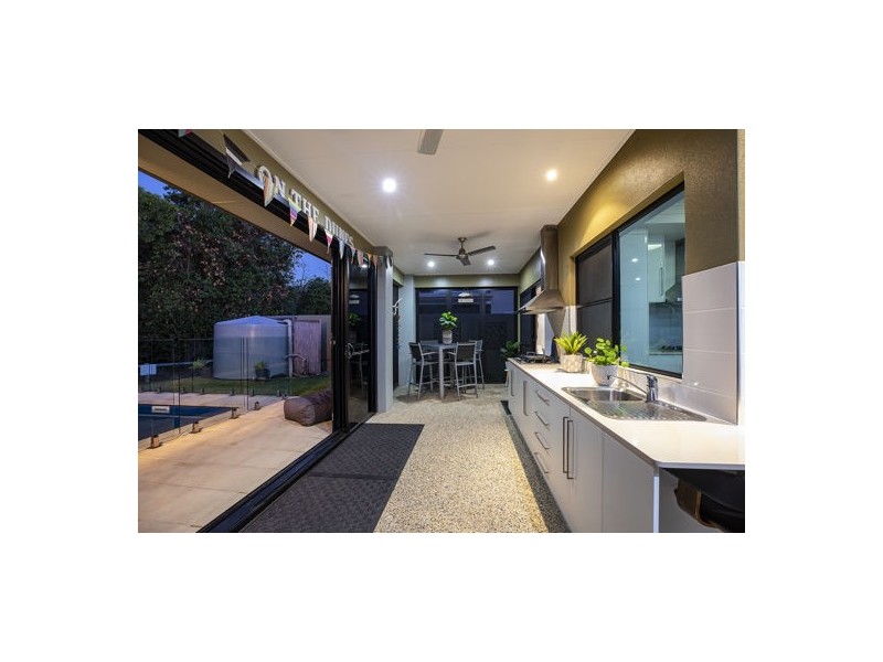 45 Corella Way, Blacks Beach QLD 4740