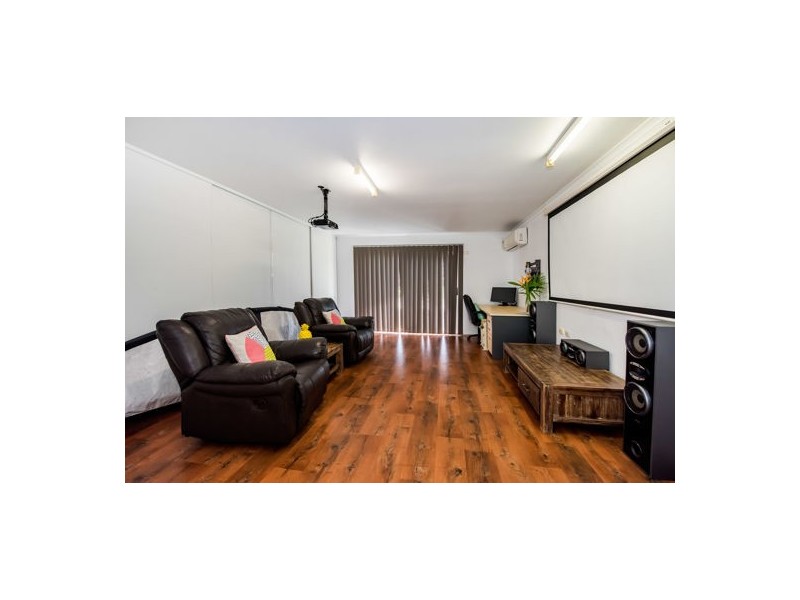 98 Broomdykes Drive, Beaconsfield QLD 4740