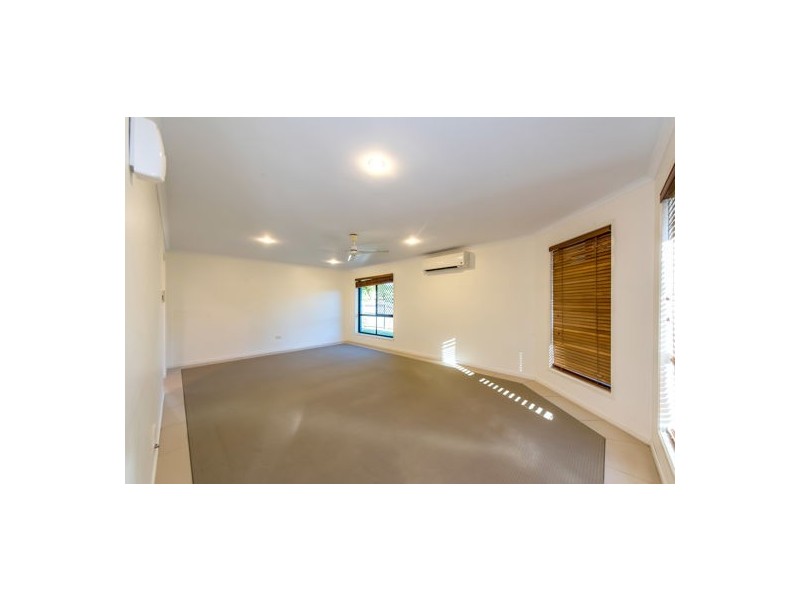 2 Blaxland Close, Andergrove QLD 4740