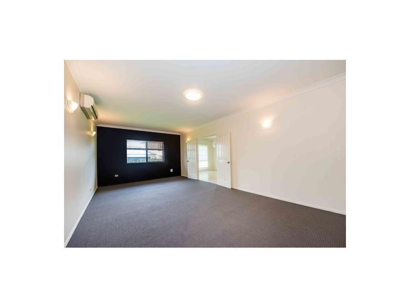 36 Adair Court, Rural View QLD 4740