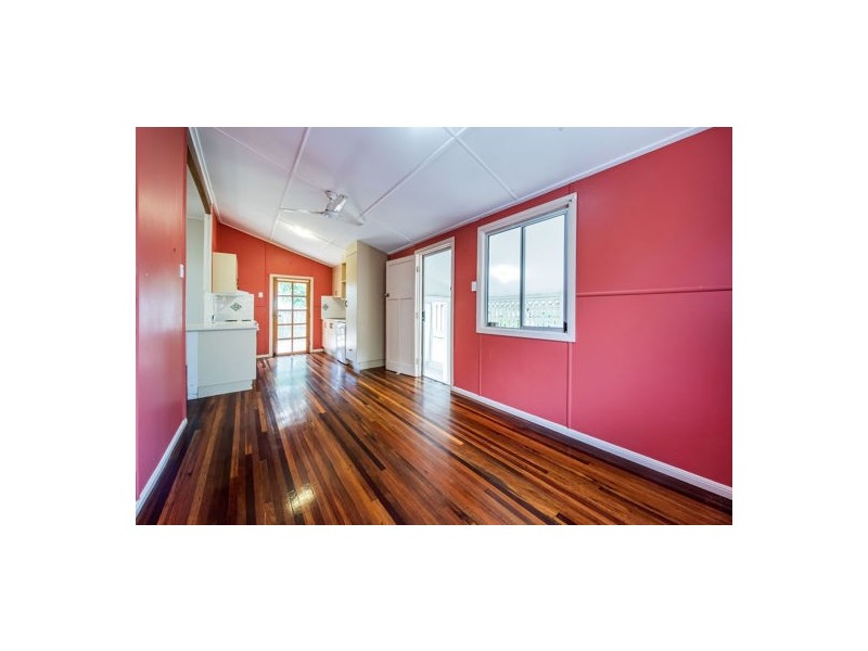 18 Brolga Street, Slade Point QLD 4740