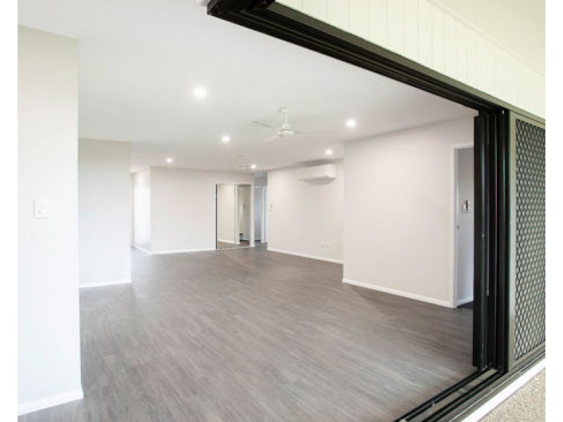 7 Chalmers Court, Mount Pleasant QLD 4740