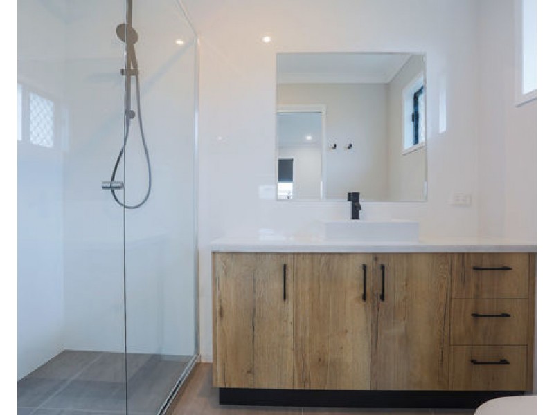 7 Chalmers Court, Mount Pleasant QLD 4740