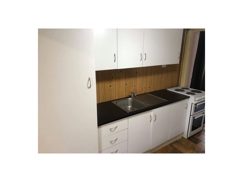 22 Viola Street, Glenella QLD 4740