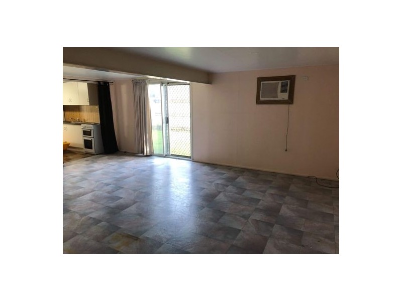 22 Viola Street, Glenella QLD 4740