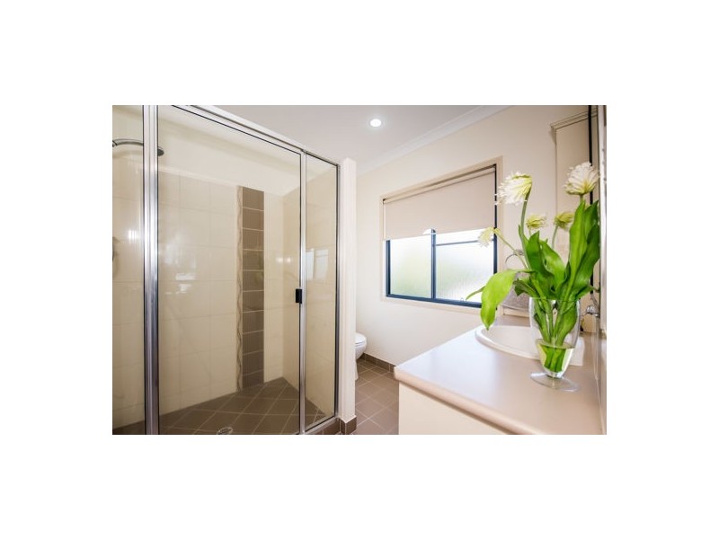 19 Keim Street, Rural View QLD 4740