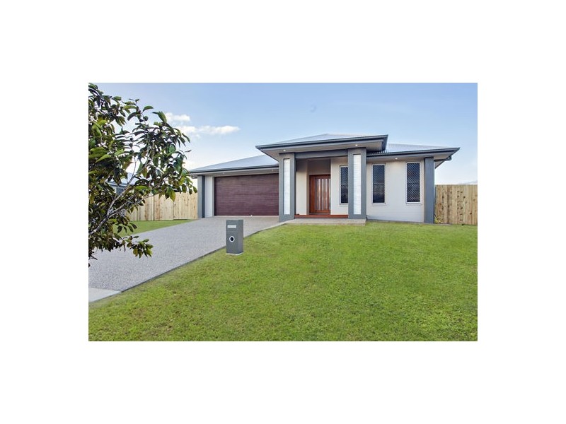 8 Merritt Court, Marian QLD 4753