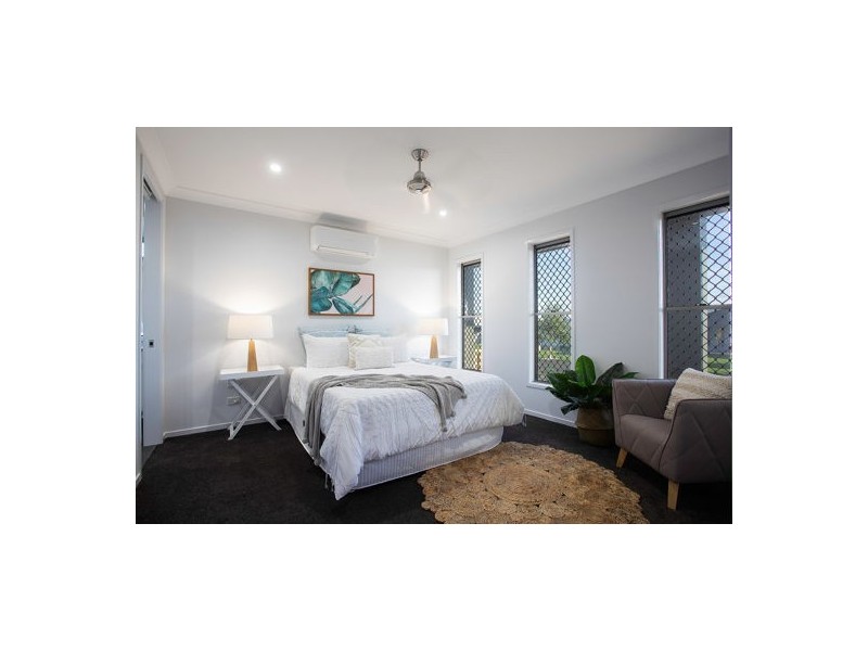 8 Merritt Court, Marian QLD 4753
