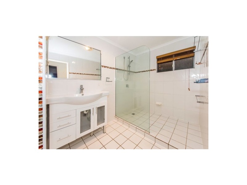 3 Dixon Court, Beaconsfield QLD 4740