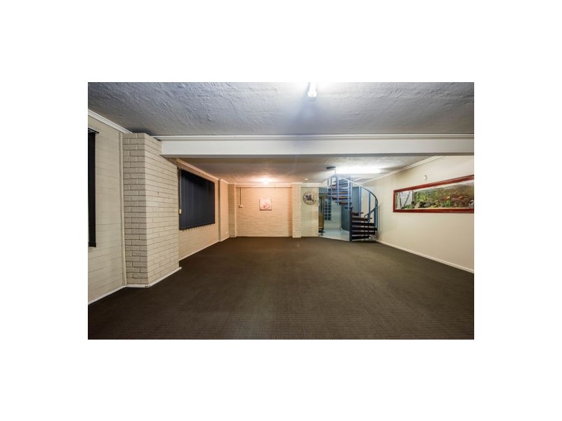 3 Dixon Court, Beaconsfield QLD 4740