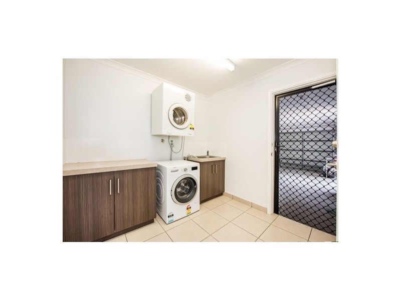 15 Raylene Street, Mount Pleasant QLD 4740