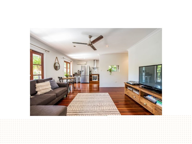81 Waverley Street, Bucasia QLD 4750