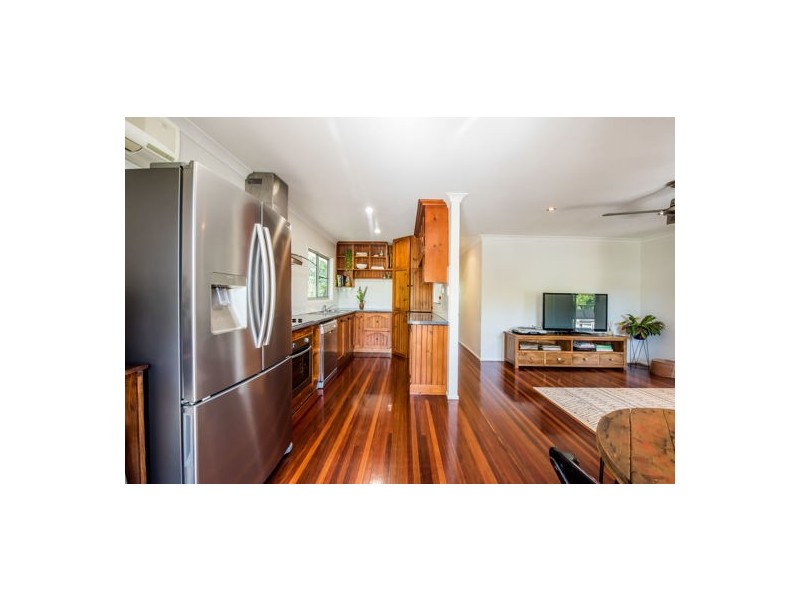 81 Waverley Street, Bucasia QLD 4750