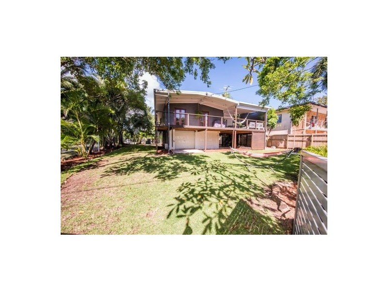 81 Waverley Street, Bucasia QLD 4750