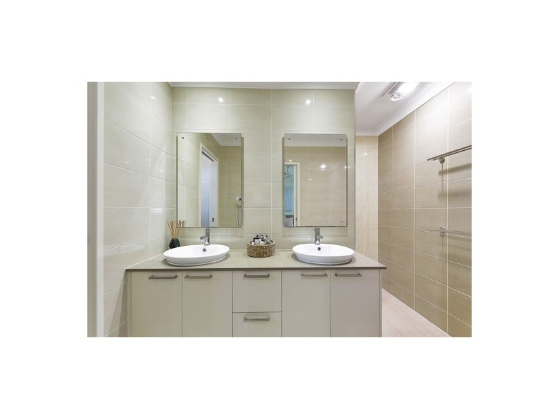 14 Shuttlewood Drive, Richmond QLD 4740