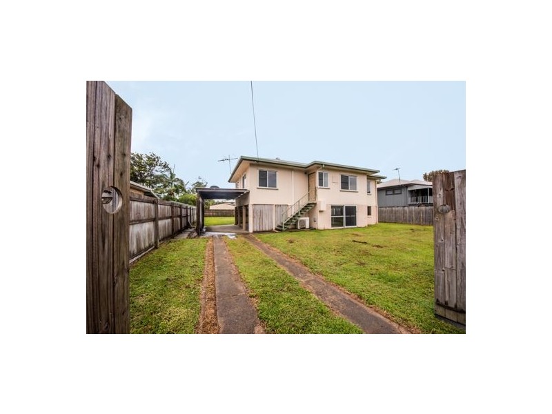 28 Edward Street, South Mackay QLD 4740