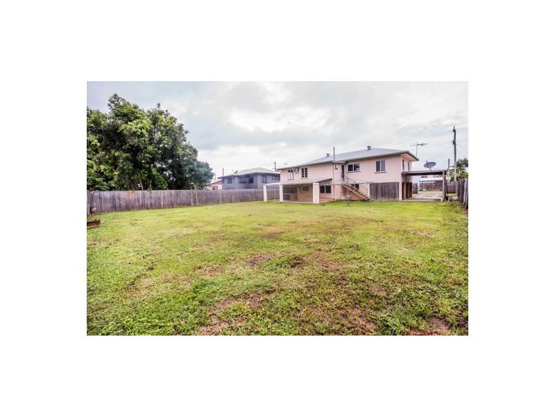 28 Edward Street, South Mackay QLD 4740