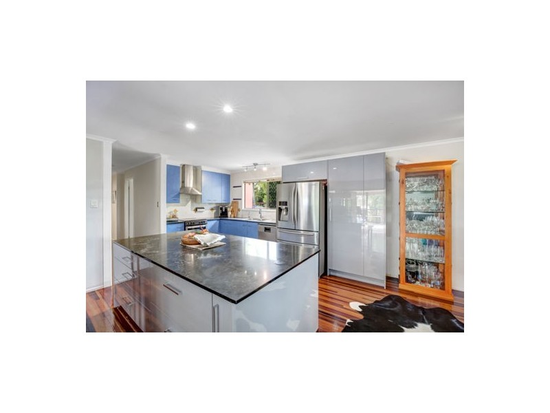 30 Sunset Boulevard, Eimeo QLD 4740