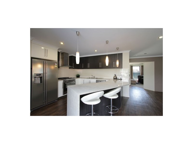 59 Beach Road, Dolphin Heads QLD 4740