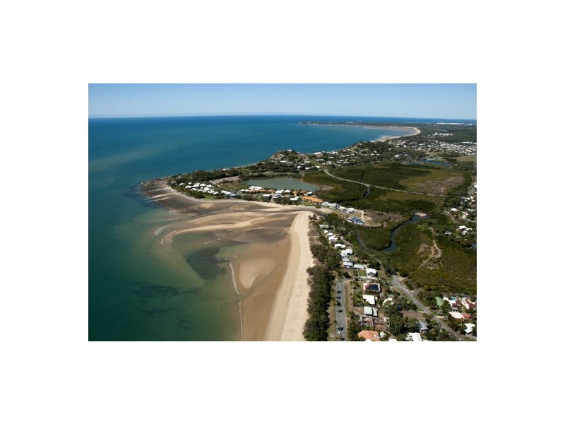 59 Beach Road, Dolphin Heads QLD 4740