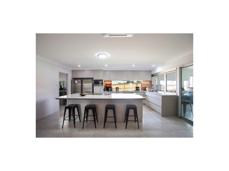 25 Audrey Circuit, Richmond QLD 4740