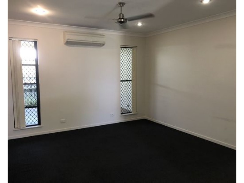 42 Monash Way, Ooralea QLD 4740