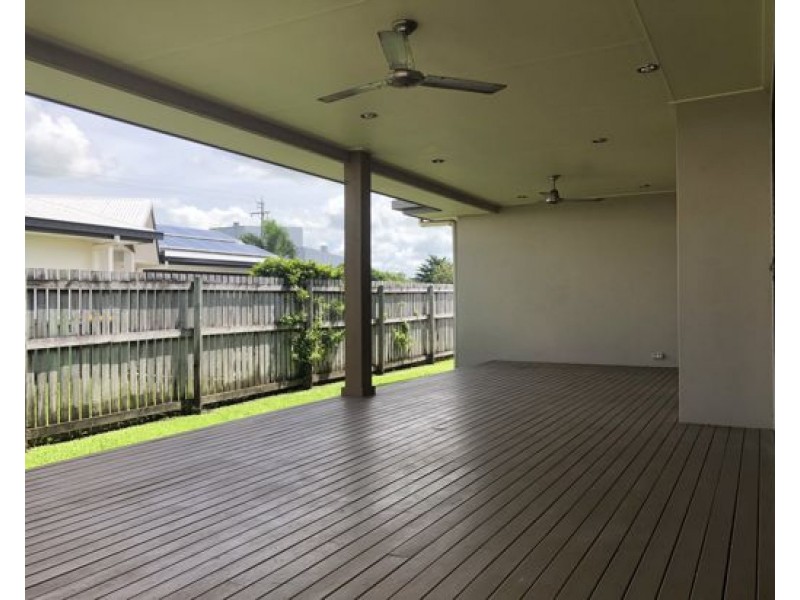 42 Monash Way, Ooralea QLD 4740