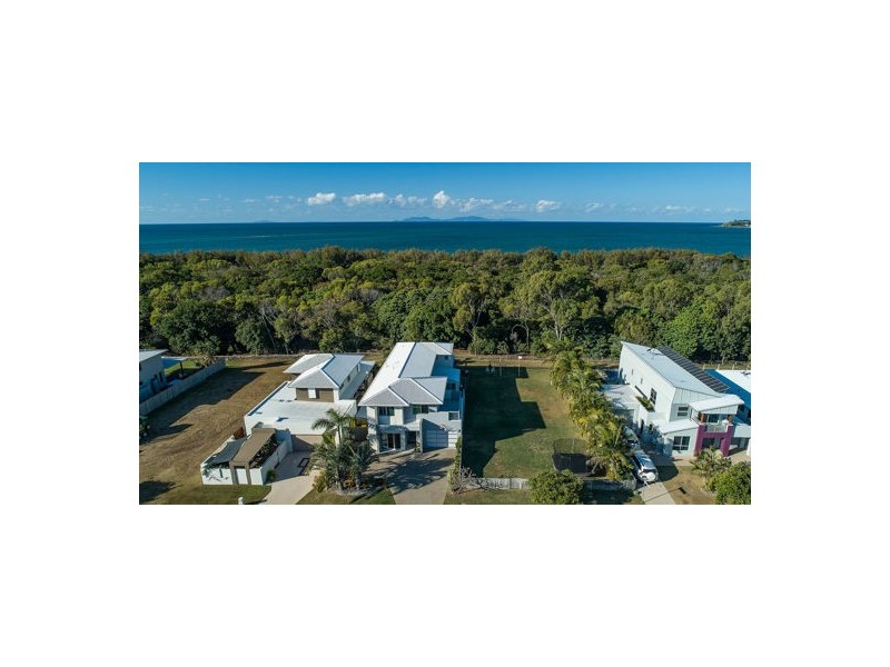 53 Corella Way, Blacks Beach QLD 4740