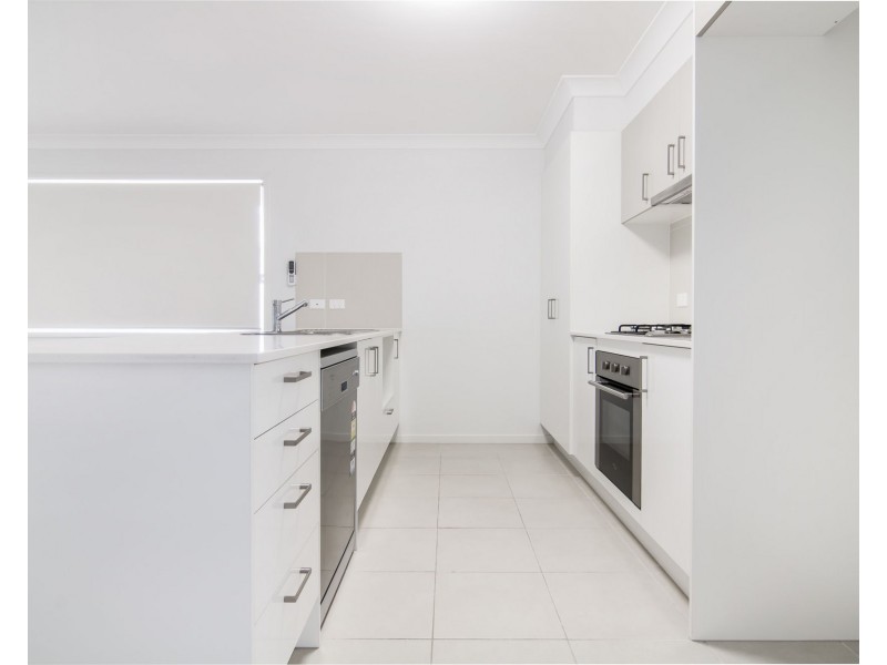 27 Superior Boulevard, Andergrove QLD 4740