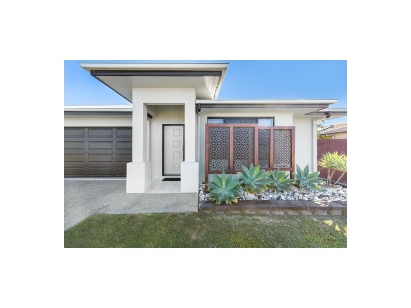 28 Stone Drive, Bucasia QLD 4750