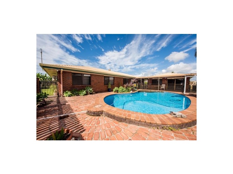 14 Bronte Street, West Mackay QLD 4740