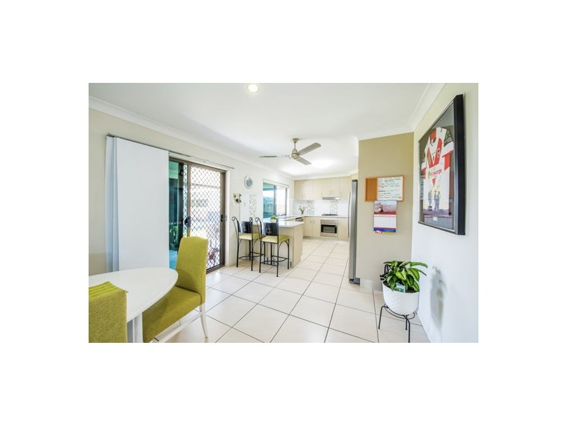 25 Peacock Place, Marian QLD 4753