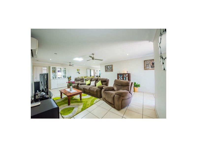 25 Peacock Place, Marian QLD 4753