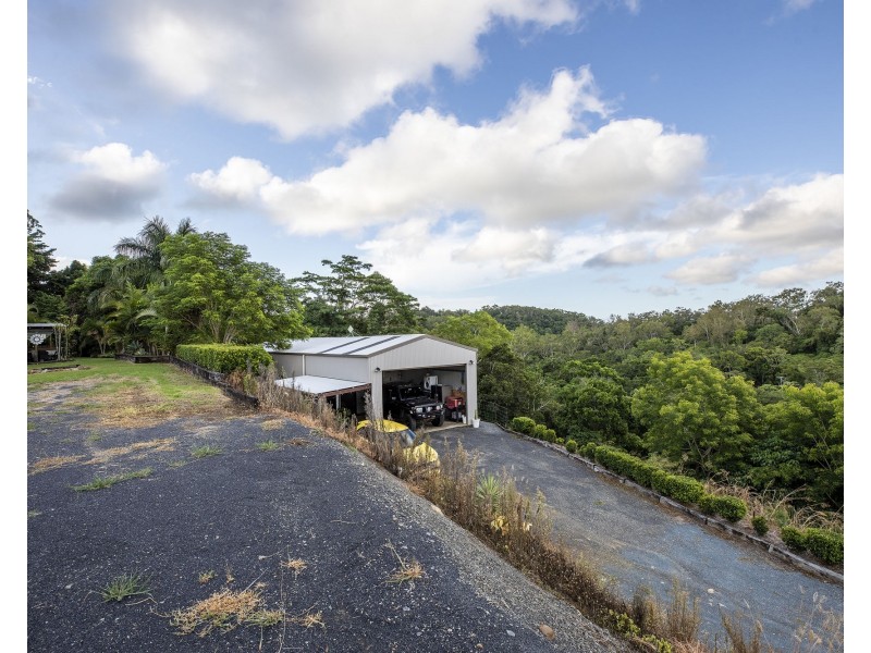 10 Bayview Drive, Habana QLD 4740