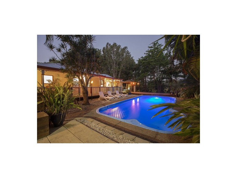 8 Refalo Drive, Farleigh QLD 4741