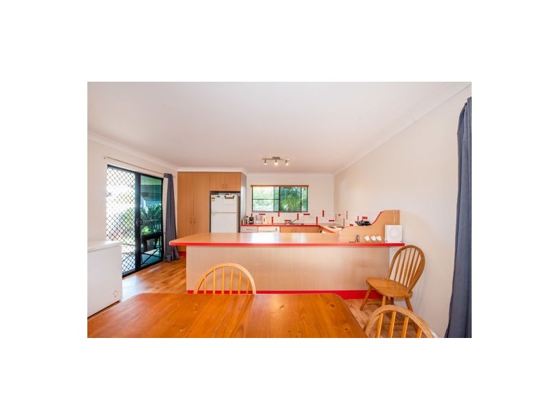 5 Sunseeker Court, Blacks Beach QLD 4740