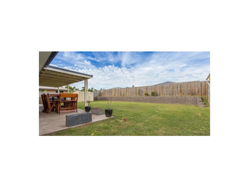 9 Lilian Avenue, Eimeo QLD 4740