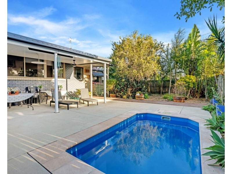 7 Douglas  Street, West Mackay QLD 4740