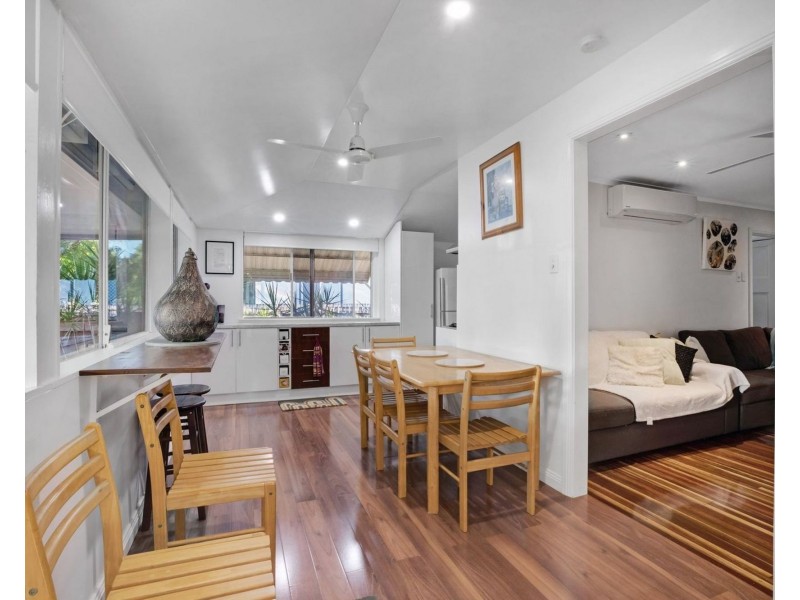 7 Douglas  Street, West Mackay QLD 4740